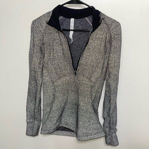 Lululemon athletica • Extra Mile 1/2 Zip Top